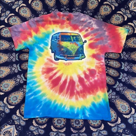 Retro Volkswagen Bus tie dye T-shirt. Size M - Picture 2 of 8